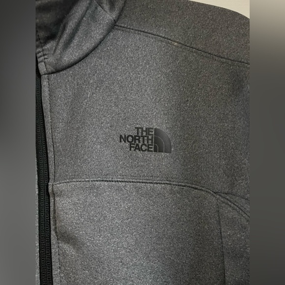The North Face Fleece Lined Zip Up - Picture 2 of 6